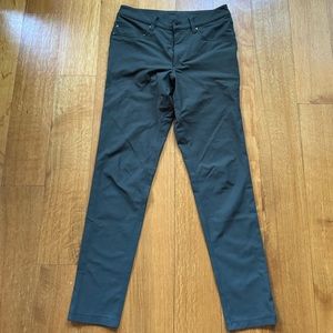 Lululemon Men’s ABC Pant Skinny